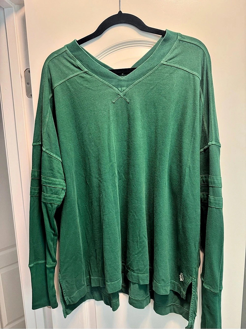 Free People Movement Green Oversized V-Neck Long Sleeve Top Medium